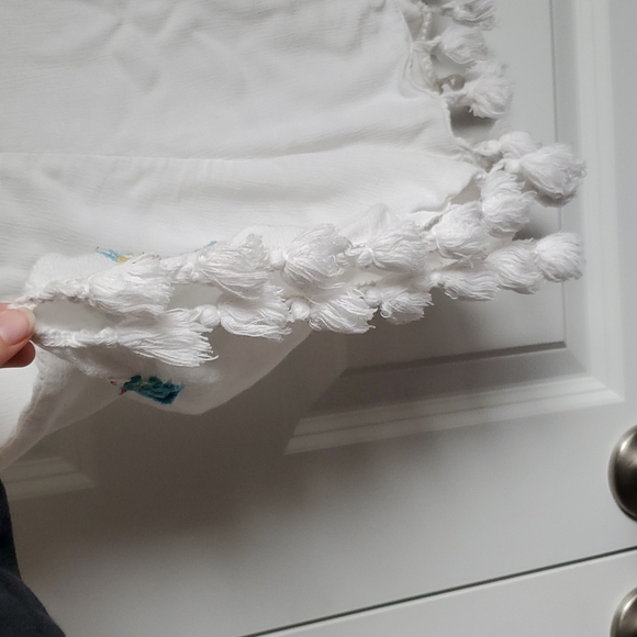 Raga Bohemian Ashlyn Tassel Shorts in Women's Size Medium - Picture 6 of 15